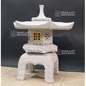 stone-lantern-yukimi-gata-h-55-cm-wooden-window