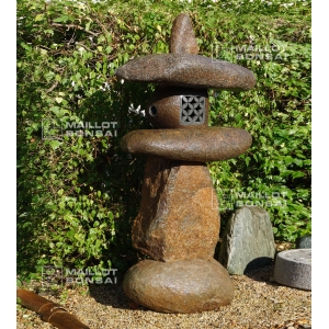vendu-lanterne-granite-yama-doro-165-cm