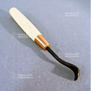 couteau-a-jin-manche-en-bois