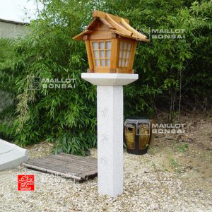 Stone lantern granit and wood part