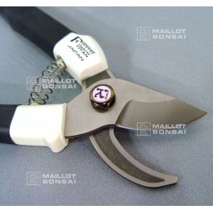 professional-garden-secateurs-made-in-japan