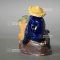 Figurine émaillée bleu marine tailleur bonsai