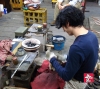 le-travail-artisanal-au-sol-coutume-japonaise